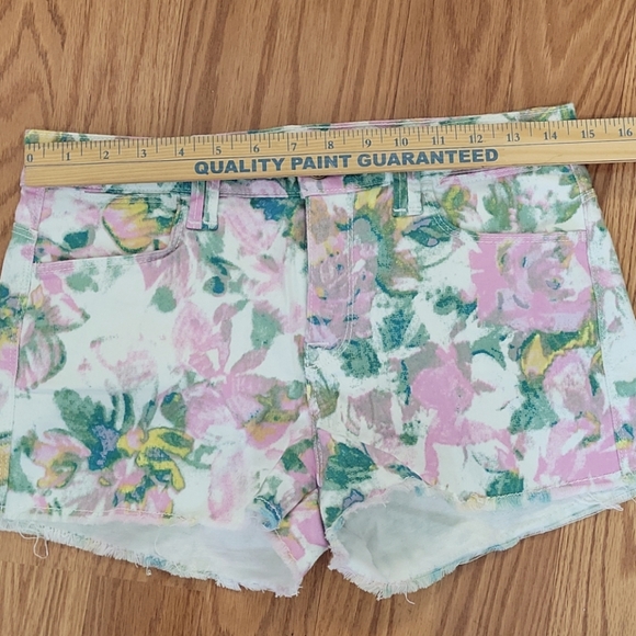 7 foa all mankind floral shorts - Picture 1 of 5